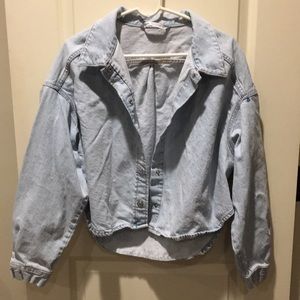Zara boxy baggy button down denim Jean jacket light wash women’s size M so cute